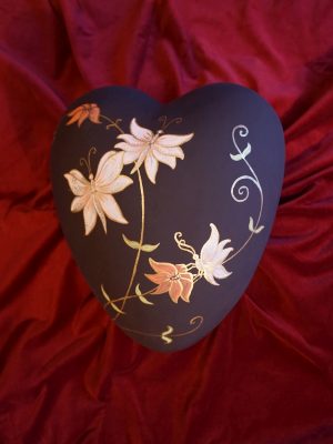 Urne Schmetterling (aubergine)